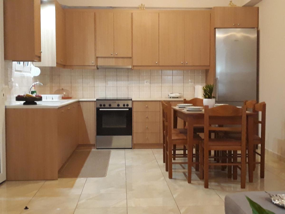 Elena House Apartment คาลามากิ ภายนอก รูปภาพ